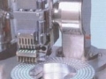 Полуавтоматична машина за пълнене на желатинови капсули
