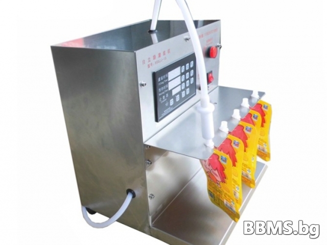 Полуавтоматична дойпак пакетираща машина за течни продукти