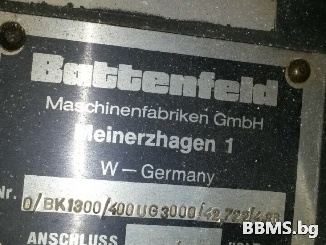 Продавам машина Battenfeld