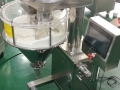 Полуавтоматична дозираща машина за прах 5-1000 гр